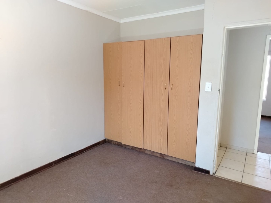 2 Bedroom Property for Sale in Meiringspark North West